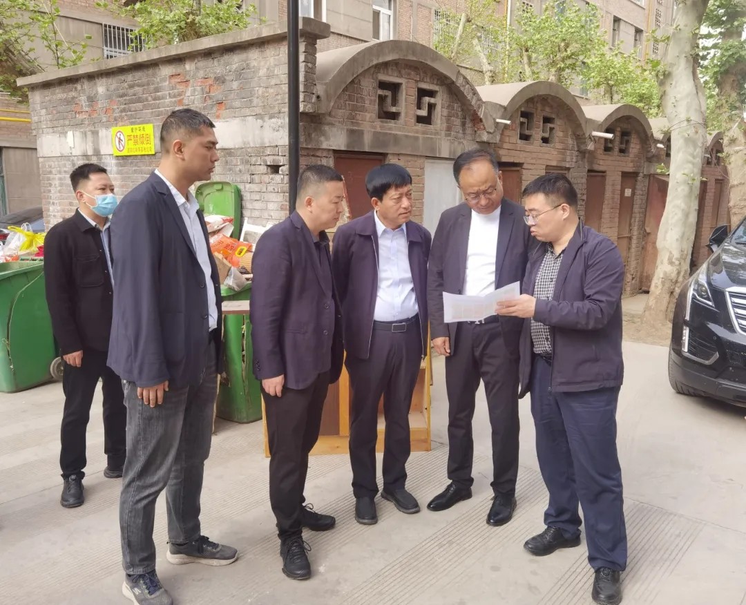 区人大常委会主任王启到十里铺街道...