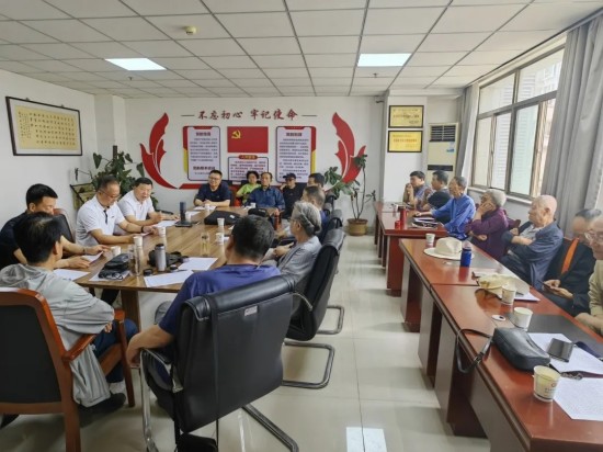 银发聚力映初心 座谈交流谋发展—...